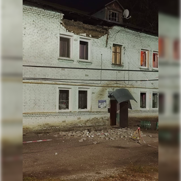 Прокуратура Башкирии начала проверку по факту падения облицовочного кирпича в Стерлитамаке Прокуратура Башкирии начала проверку по факту падения облицовочного кирпича в Стерлитамаке
