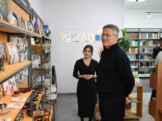 Радий Хабиров посетил новый магазин «Китап», открывшийся в центре Уфы