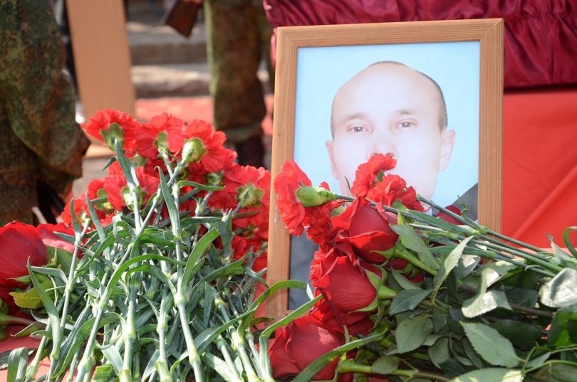 В Башкирии проводили в последний путь погибшего в СВО Рамзиса Баширова В Башкирии проводили в последний путь погибшего в СВО Рамзиса Баширова