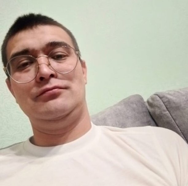В Уфе объявили в розыск 35-летнего мужчину, задолжавшего своему ребенку более 700 тысяч рублей В Уфе объявили в розыск 35-летнего мужчину, задолжавшего своему ребенку более 700 тысяч рублей