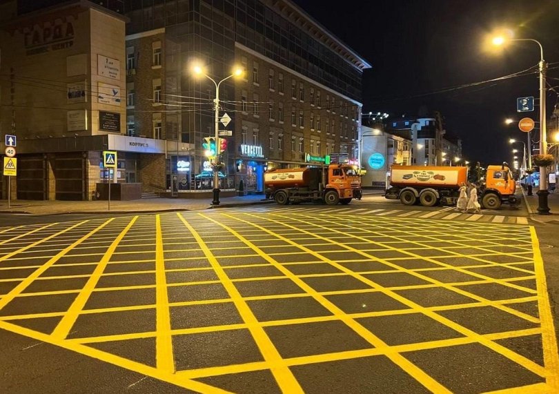 В Уфе вафельная разметка появится еще на трех перекрестках В Уфе вафельная разметка появится еще на трех перекрестках