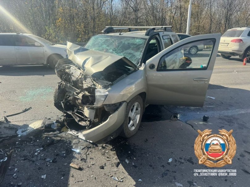 Два человека погибли в массовой аварии в Уфе Два человека погибли в массовой аварии в Уфе