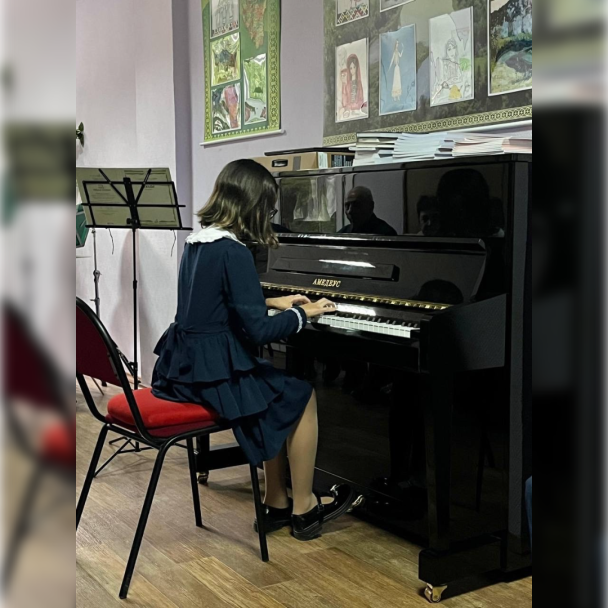 В Уфе музыкальная школа получила новые инструменты В Уфе музыкальная школа получила новые инструменты