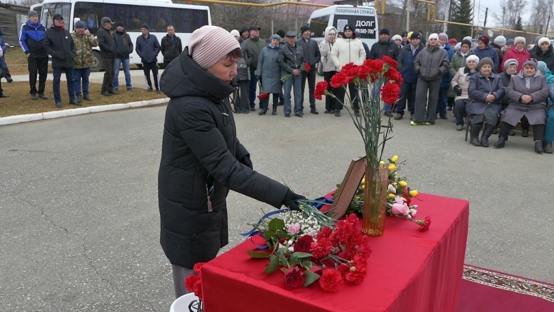 В Башкирии проводили в последний путь Михаила Бубнова, погибшего в СВО В Башкирии проводили в последний путь Михаила Бубнова, погибшего в СВО