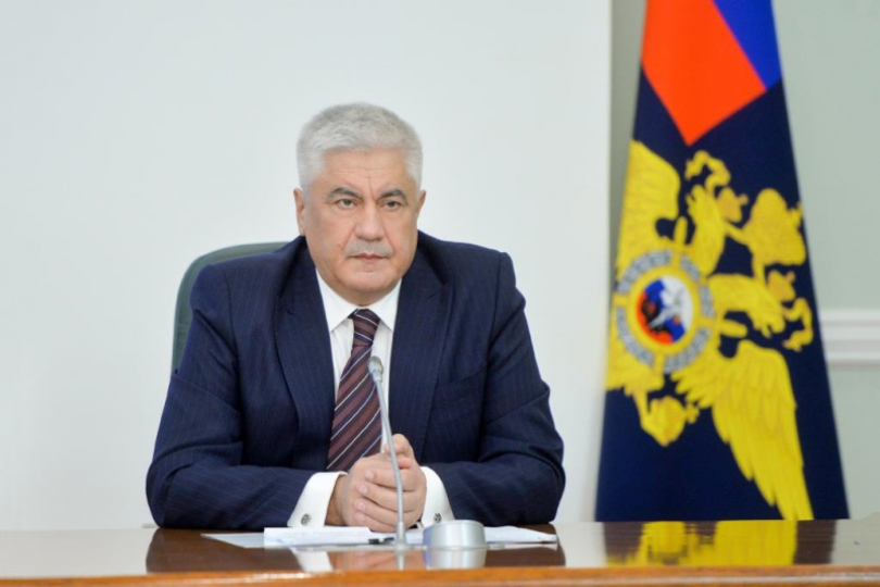 Президент России присвоил звание генерал-лейтенанта полиции министру внутренних дел Башкирии Президент России присвоил звание генерал-лейтенанта полиции министру внутренних дел Башкирии
