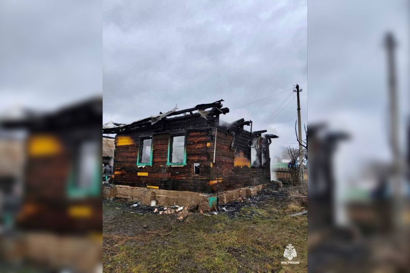 В Башкирии на пожаре погибла 10-летняя девочка В Башкирии на пожаре погибла 10-летняя девочка