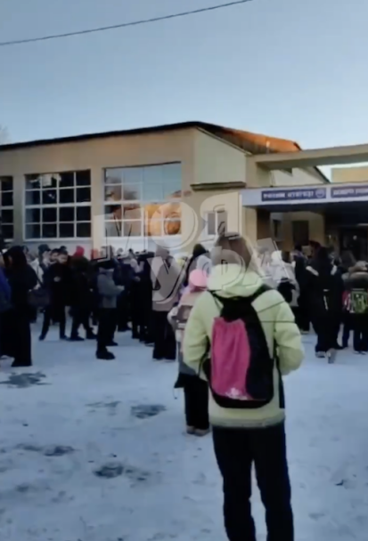 В Уфе эвакуировали лицей №5 В Уфе эвакуировали лицей №5