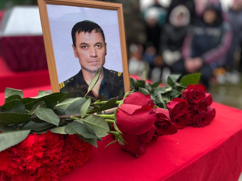 «Встал на защиту мирного населения»: в Башкирии простились с погибшим в СВО Ильфиром Загитовым «Встал на защиту мирного населения»: в Башкирии простились с погибшим в СВО Ильфиром Загитовым