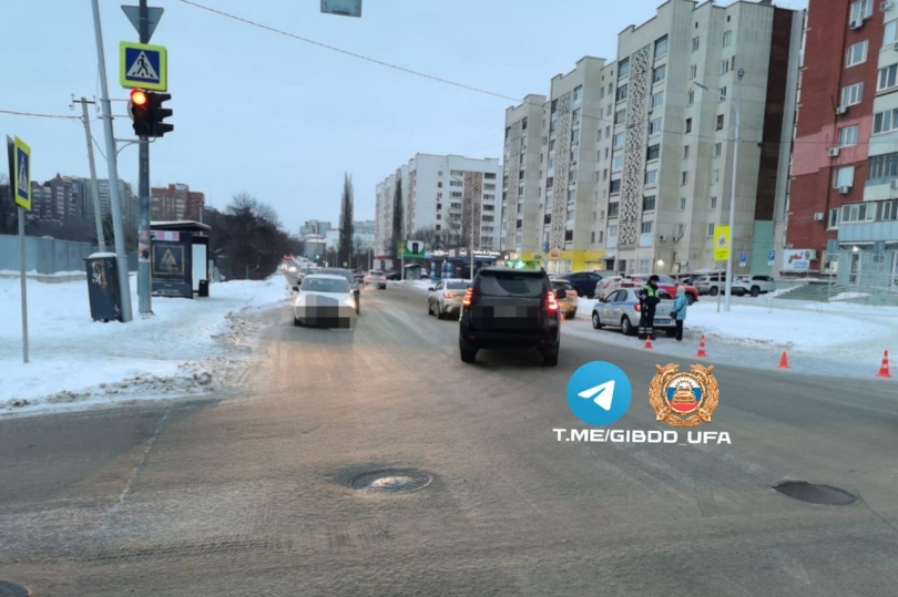 В Уфе иномарка сбила 12-летнего школьника В Уфе иномарка сбила 12-летнего школьника