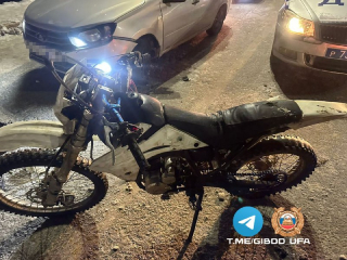 В Уфе в массовой аварии пострадала 16-летняя пассажирка мотоцикла