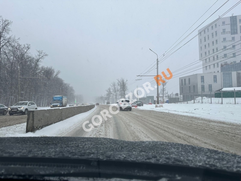 «Город не чистят»: уфимцы пожаловались на отсутствие техники и заторы в городе из-за снегопада «Город не чистят»: уфимцы пожаловались на отсутствие техники и заторы в городе из-за снегопада