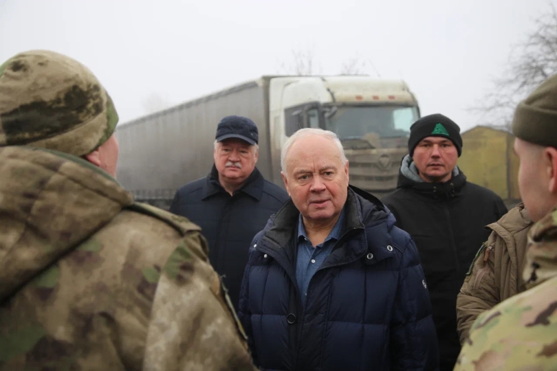 Константин Толкачев сопроводил «парламентский» гумконвой в зону СВО Константин Толкачев сопроводил «парламентский» гумконвой в зону СВО