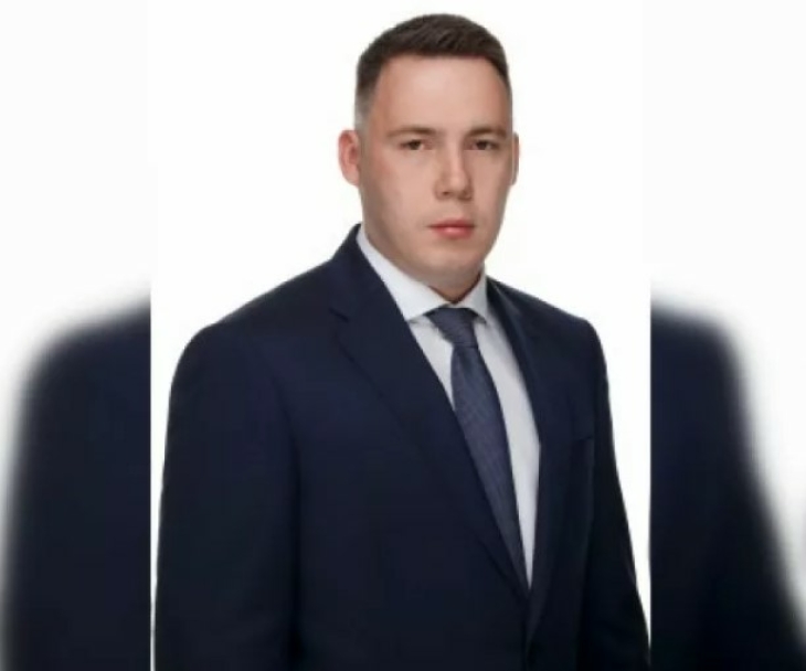 На экс-председателя госжилстройнадзора Башкирии Артура Давлетшина завели уголовное дело На экс-председателя госжилстройнадзора Башкирии Артура Давлетшина завели уголовное дело