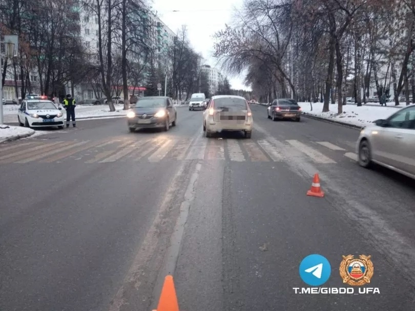 Стало известно о состоянии 11-летней девочки, которую сбили на «зебре» в Уфе Стало известно о состоянии 11-летней девочки, которую сбили на «зебре» в Уфе
