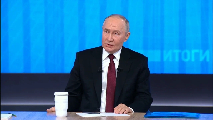 Владимир Путин пообещал восстановить объекты в Курской области Владимир Путин пообещал восстановить объекты в Курской области