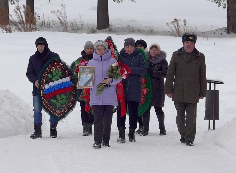 В Башкирии в последний путь проводили Сергея Мулюкина, погибшего в СВО В Башкирии в последний путь проводили Сергея Мулюкина, погибшего в СВО