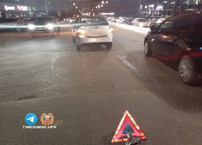 В Уфе подросток оказался под колесами иномарки В Уфе подросток оказался под колесами иномарки