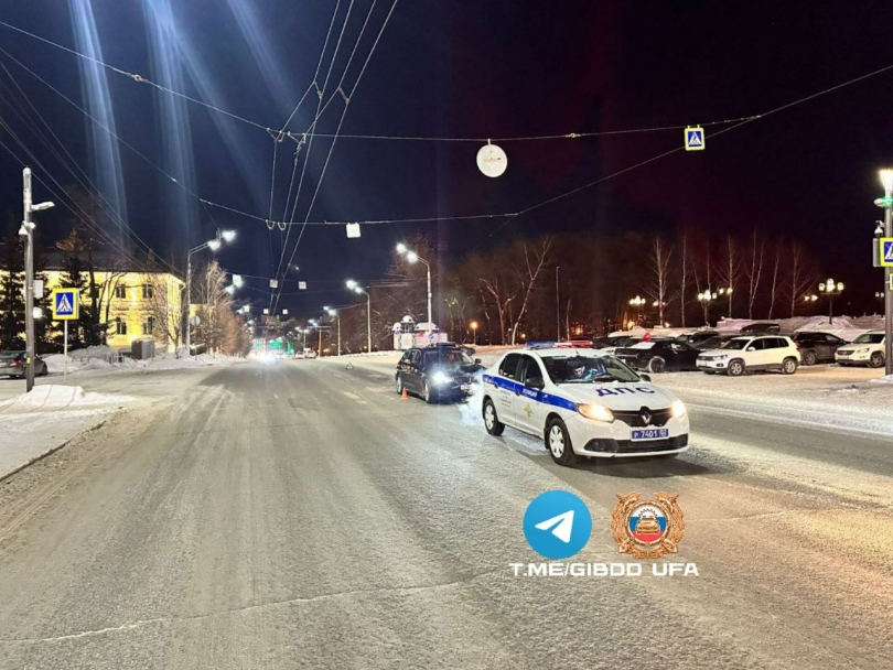 В Уфе водитель «БМВ» сбил двух девушек на пешеходном переходе В Уфе водитель «БМВ» сбил двух девушек на пешеходном переходе