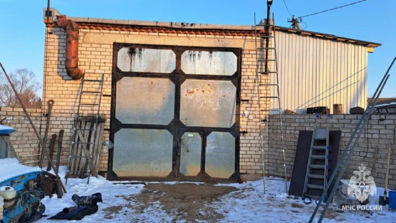 В Башкирии мужчина и подросток получили сильные ожоги после хлопка газа В Башкирии мужчина и подросток получили сильные ожоги после хлопка газа