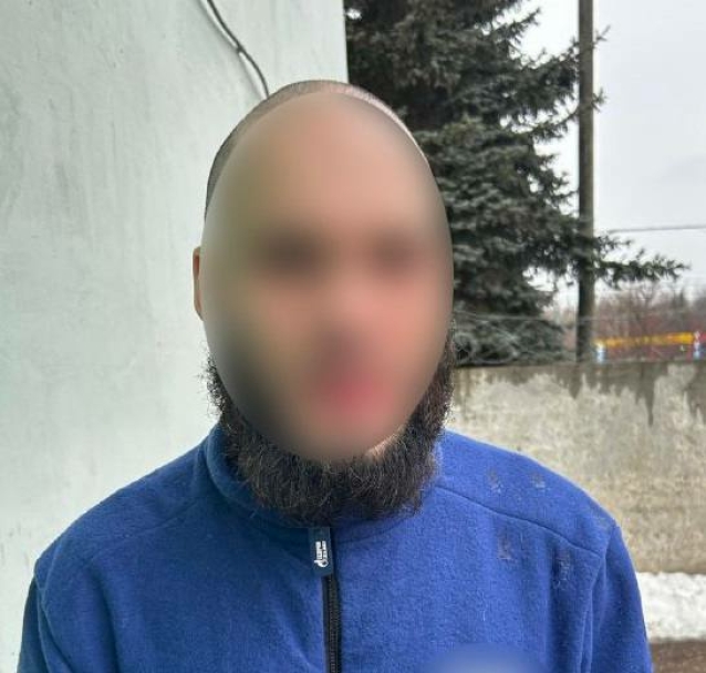 В Башкирии мужчина жестоко избил нового знакомого и вынес его на лестничную площадку