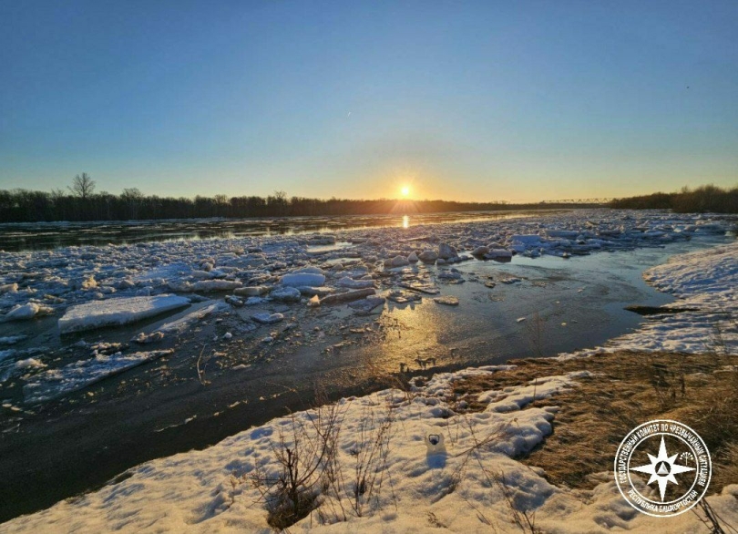 В Башкирии в двух реках снизился уровень воды В Башкирии в двух реках снизился уровень воды