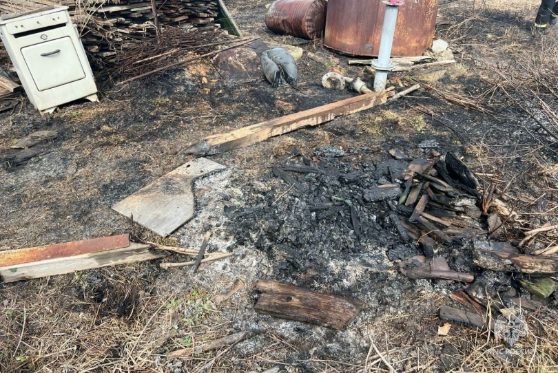 В Башкирии пожилой мужчина получил ожоги при тушении пожара В Башкирии пожилой мужчина получил ожоги при тушении пожара