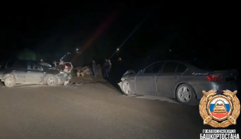 В Башкирии в тройном ДТП погиб мужчина В Башкирии в тройном ДТП погиб мужчина