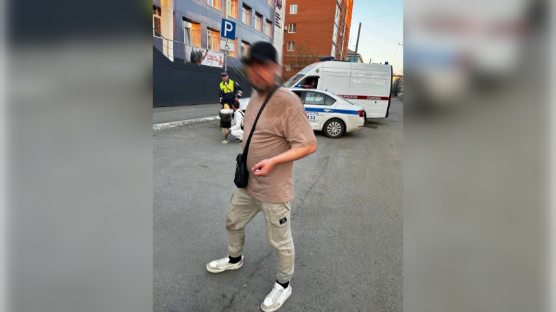 В Кургане задержали нетрезвого мужчину, перевозившего трехлетнюю дочь на электросамокате В Кургане задержали нетрезвого мужчину, перевозившего трехлетнюю дочь на электросамокате