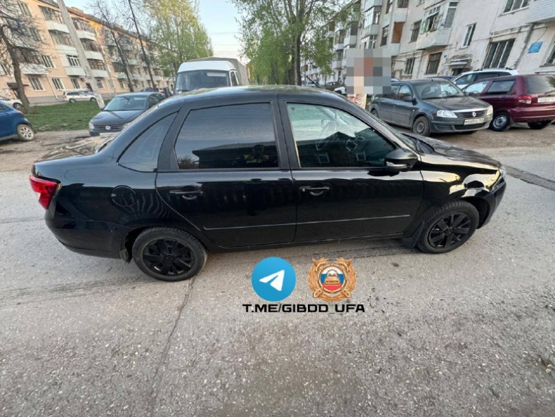 В Уфе водитель автомобиля сбил 14-летнего велосипедиста В Уфе водитель автомобиля сбил 14-летнего велосипедиста