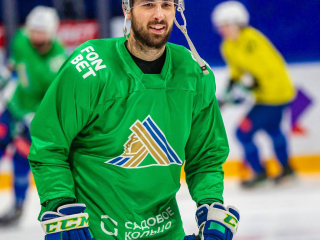 «Салават Юлаев» объявил состав на первую игру с «Локомотивом»