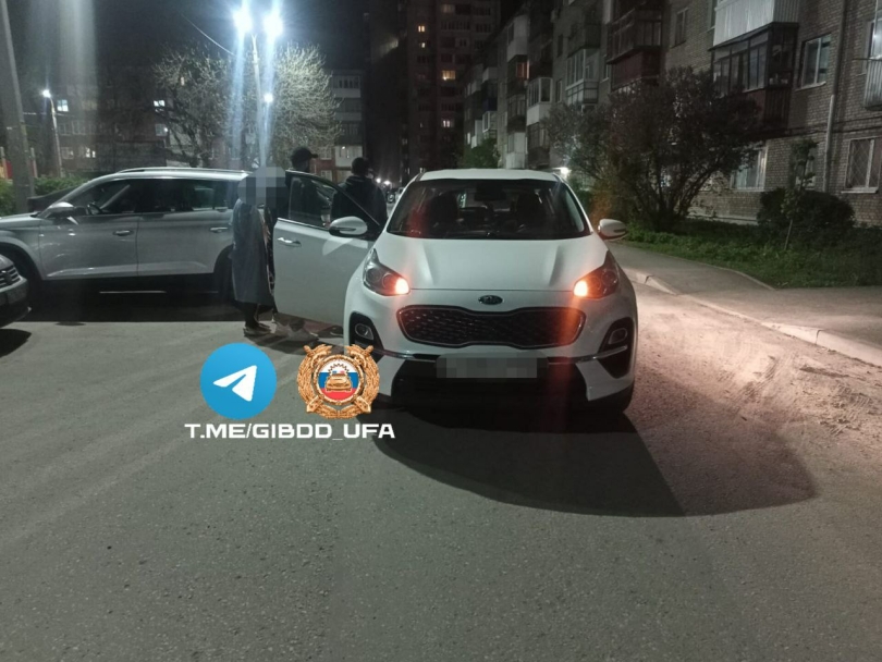 Уфимец на кроссовере наехал на 7-летнего мальчика во дворе Уфимец на кроссовере наехал на 7-летнего мальчика во дворе