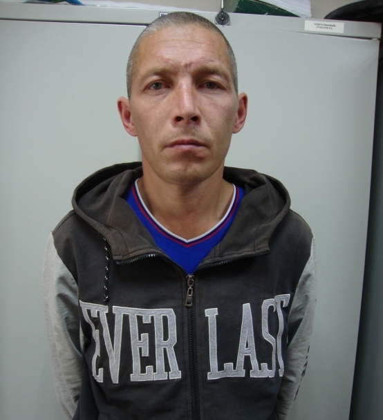 В Башкирии объявили в розыск 44-летнего мужчину, задолжавшего своему ребенку более 1,5 млн рублей В Башкирии объявили в розыск 44-летнего мужчину, задолжавшего своему ребенку более 1,5 млн рублей