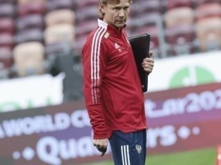 «Динамо» хочет назначить Карпина в конце июня