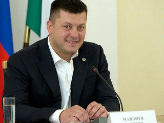 «Эмоции не передать»: мэр Уфы стал многодетным отцом