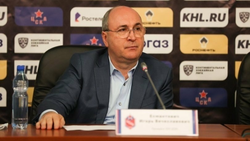 Есмантович сообщил, что у него есть три претендента на пост главного тренера ЦСКА Есмантович сообщил, что у него есть три претендента на пост главного тренера ЦСКА
