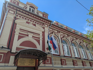 «Мы должны были сделать это давно»: в Уфе открыли обновленный Дом Союза писателей