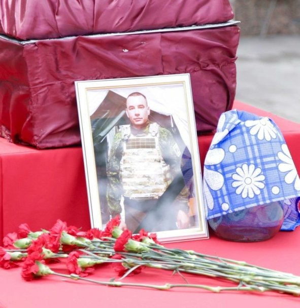 В Башкирии простились с погибшим в СВО Русланом Уразбахтиным В Башкирии простились с погибшим в СВО Русланом Уразбахтиным