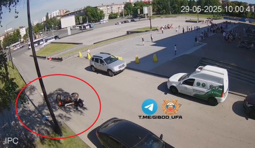 В Уфе неустановленный мотоциклист сбил 9-летнего ребенка В Уфе неустановленный мотоциклист сбил 9-летнего ребенка