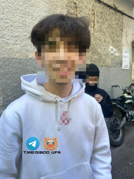 В Уфе задержали подростка без прав за рулем мотоцикла В Уфе задержали подростка без прав за рулем мотоцикла