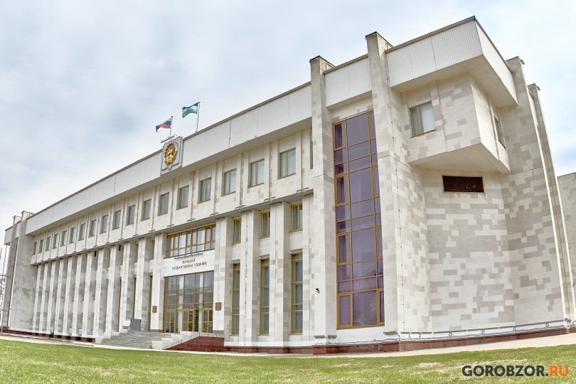 Депутаты Башкирии рассмотрят закон о продаже алкоголя в летних кафе Депутаты Башкирии рассмотрят закон о продаже алкоголя в летних кафе