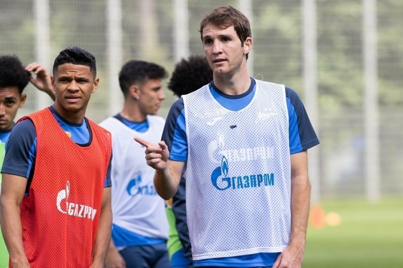 Источник: Марио Фернандес может возобновить карьеру в РПЛ Источник: Марио Фернандес может возобновить карьеру в РПЛ