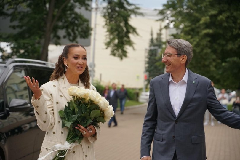 Ольга Бузова посетила аграрный университет в Уфе Ольга Бузова посетила аграрный университет в Уфе