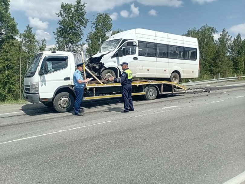 Появились подробности ДТП с рейсовым автобусом в Башкирии Появились подробности ДТП с рейсовым автобусом в Башкирии