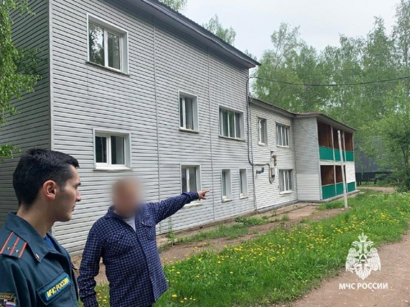 Сотрудники МЧС выявили почти три десятка нарушений в детском лагере в Башкирии Сотрудники МЧС выявили почти три десятка нарушений в детском лагере в Башкирии