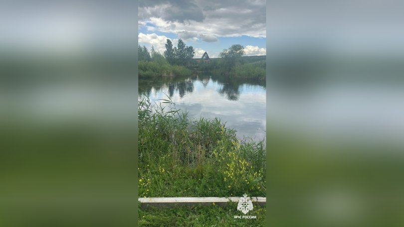 В Башкирии из озера извлекли тело мужчины В Башкирии из озера извлекли тело мужчины