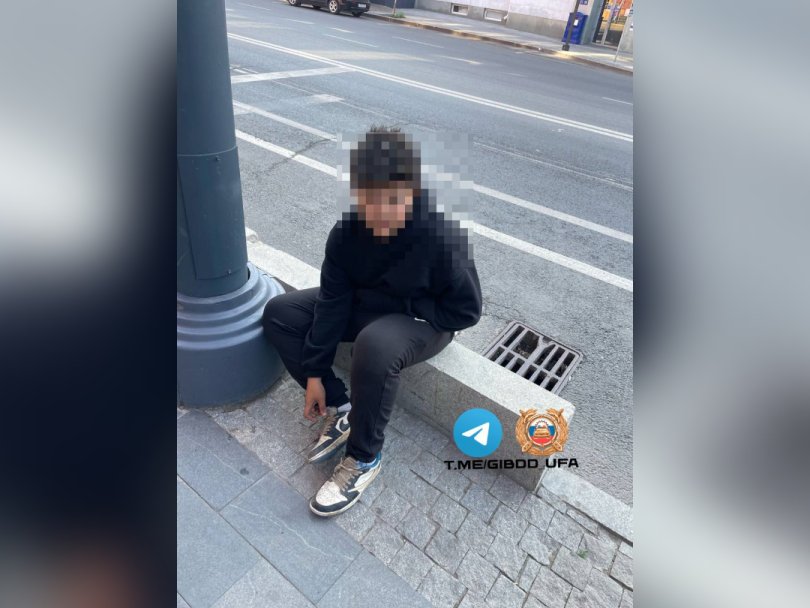 В Уфе подросток на самокате угодил под колеса иномарки В Уфе подросток на самокате угодил под колеса иномарки