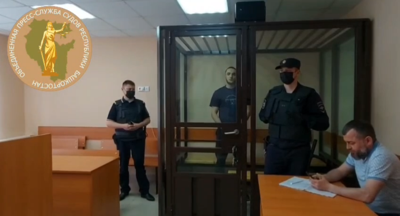 В Уфе заключили под стражу мужчин, обвиняемых в похищении человека и разбое В Уфе заключили под стражу мужчин, обвиняемых в похищении человека и разбое