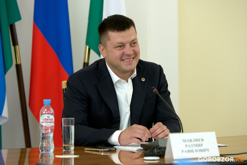 «Вам строить будущее города»: Ратмир Мавлиев поздравил уфимцев с Днем молодежи «Вам строить будущее города»: Ратмир Мавлиев поздравил уфимцев с Днем молодежи
