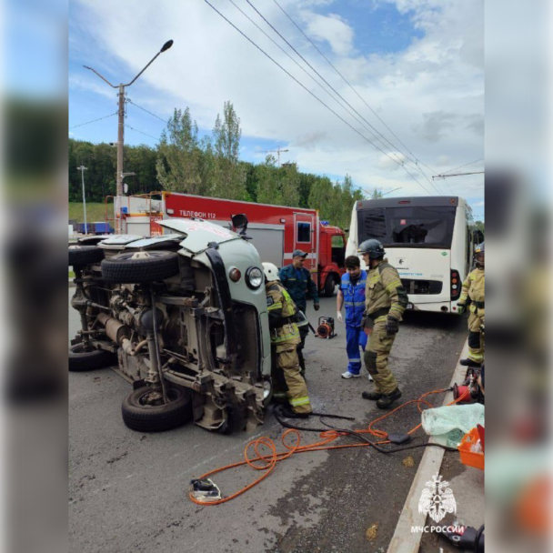 «Возвращались в пищеблок»: появились подробности смертельного ДТП в Уфе «Возвращались в пищеблок»: появились подробности смертельного ДТП в Уфе