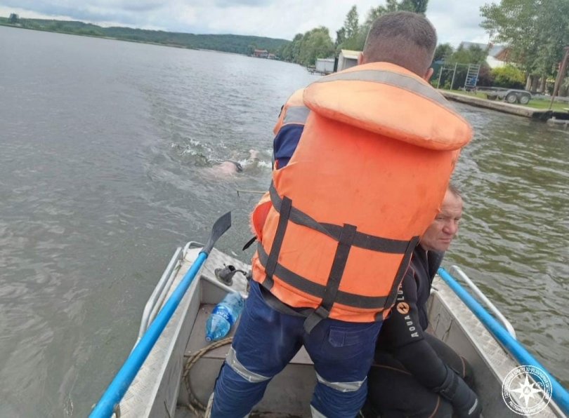 В Башкирии из воды извлекли тело мужчины В Башкирии из воды извлекли тело мужчины